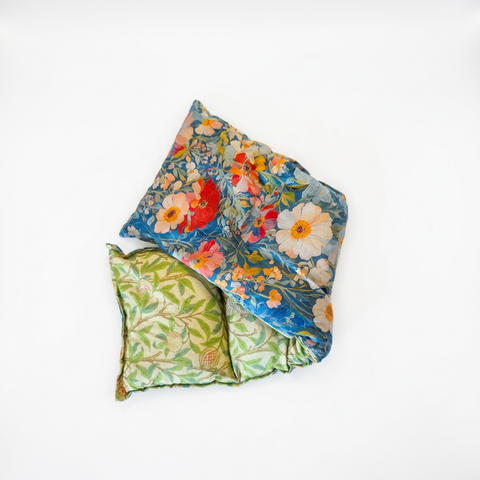 Flowers and Leaves heat pack folded to show both patterns
